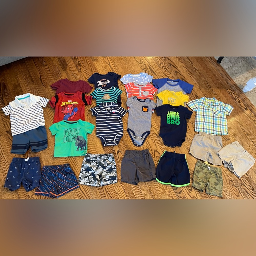 Lot of baby boy 18 summer clothes